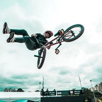 Festival de bikes na Zona Sul de SP tem competição de manobras radicais e atividades pra criançada