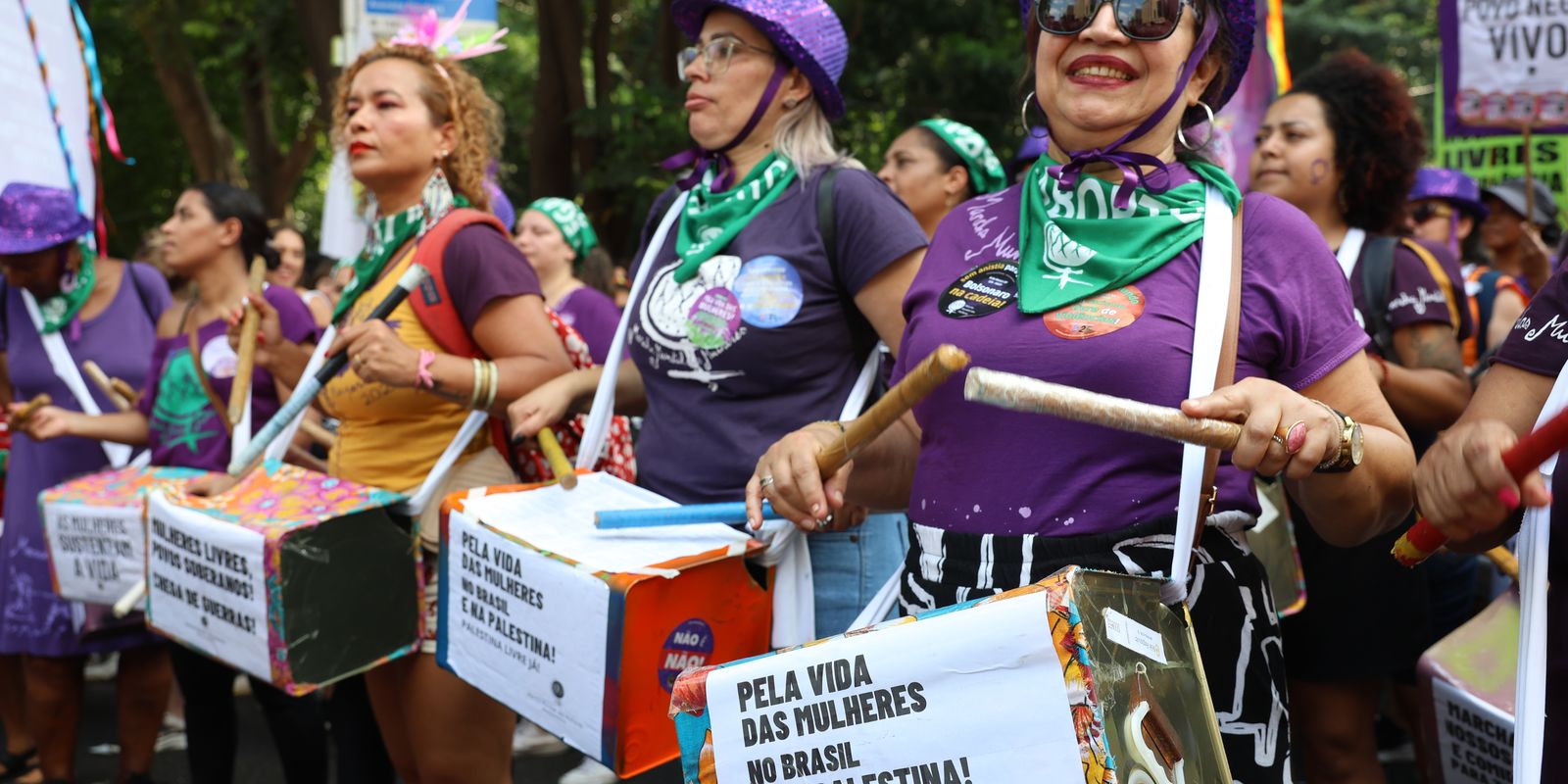 SP: mulheres protestam por direito ao aborto e pelo fim da escala 6x1