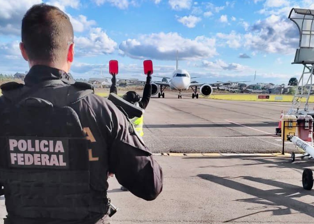 Polícia Federal prende passageiro com mandado de prisão em aberto no aeroporto de São Luís