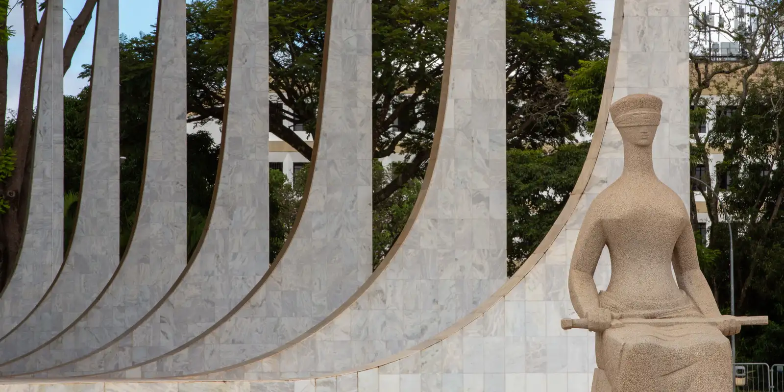 STF marca julgamento de denúncia contra Bolsonaro para 25 de março